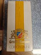 Fles Grand marinier jeune ( geel lint ). Voor verzamelaars, Verzamelen, Speelkaarten, Jokers en Kwartetten, Ophalen
