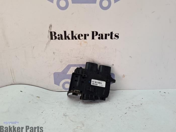 Distributeur de courant d'un BMW X3, Autos : Pièces & Accessoires, Moteurs & Accessoires, BMW, Utilisé, 3 mois de garantie