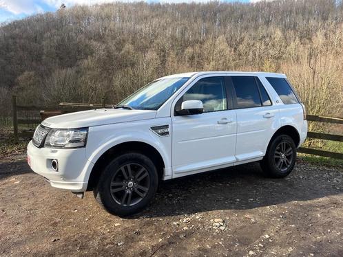 Land Rover Freelander 2 lounge édition TD4 SE RÉSERVÉE, Auto's, Land Rover, Particulier, 360° camera, 4x4, ABS, Achteruitrijcamera