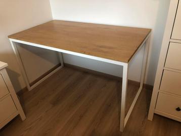 Handcrafted massieve tafel/bureau steigerhout en staal beschikbaar voor biedingen