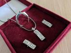 Nieuwe sieradenset in de doos, Overige materialen, Nieuw, Zilver, 7 tot 10 cm