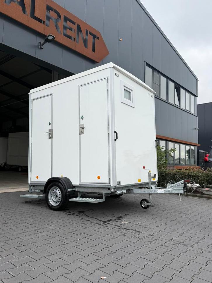 Te koop nieuwe wc wagen Toiletwagen 1-1-1 met vermalers, Hobby en Vrije tijd, Feestartikelen | Verhuur, Nieuw, Ophalen