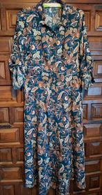 jurk met een paisley-achtige bloemenprint, Maat 38/40 (M), Ophalen of Verzenden, Zo goed als nieuw, Onder de knie