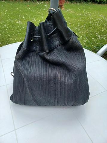 DELVAUX Vintage zwarte geweven leren tas CATOGAN met logo beschikbaar voor biedingen