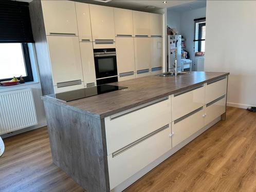 Keuken te koop inclusief Siemens toestellen, Huis en Inrichting, Keuken | Complete keukens, Gebruikt, Ophalen