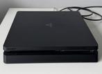 Playstation 4 - slim - 500GB - twee controllers, Games en Spelcomputers, Spelcomputers | Sony PlayStation 4, Ophalen, Zo goed als nieuw