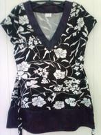 T-shirt noir à fleurs blanches manches courtes, Envoi, Neuf, Noir, Manches courtes