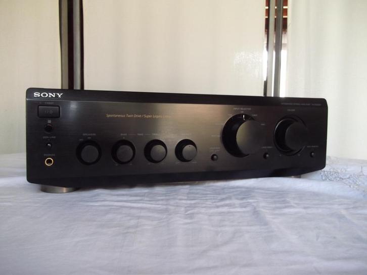 sony versterker, Audio, Tv en Foto, Versterkers en Ontvangers, Gebruikt, Stereo, 60 tot 120 watt, Sony, Ophalen of Verzenden