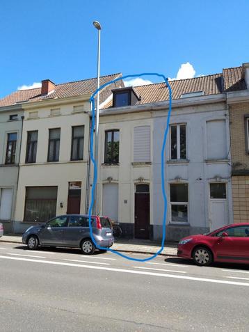 Verrassend ruime woning te koop te Kortrijk beschikbaar voor biedingen