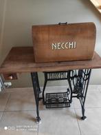 Naaimachine vintage Necchi, Antiek en Kunst, Ophalen