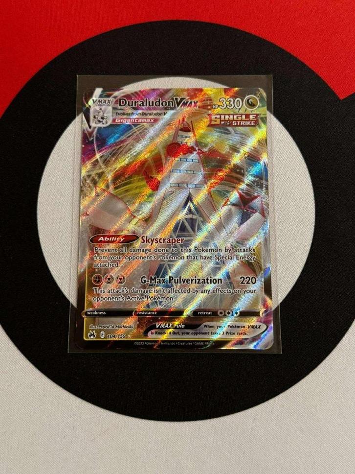 Pokémon - Crown Zenith - Duraludon Vmax 104/159 - NM, Hobby en Vrije tijd, Verzamelkaartspellen | Pokémon, Zo goed als nieuw, Losse kaart