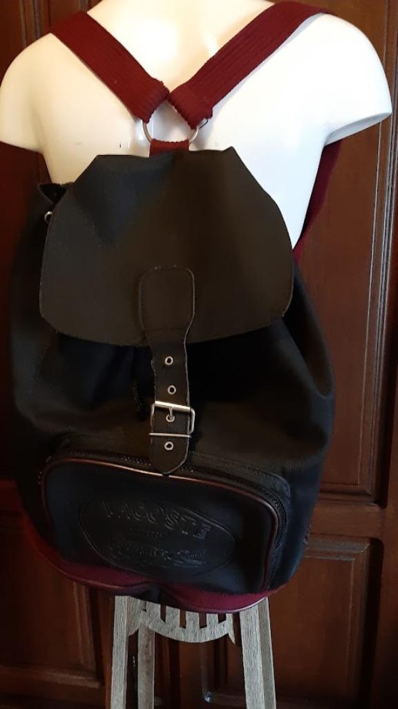 Stijlvolle zwarte rugzak Lacoste als nieuw, Handtassen en Accessoires, Tassen | Damestassen, Zo goed als nieuw, Overige typen
