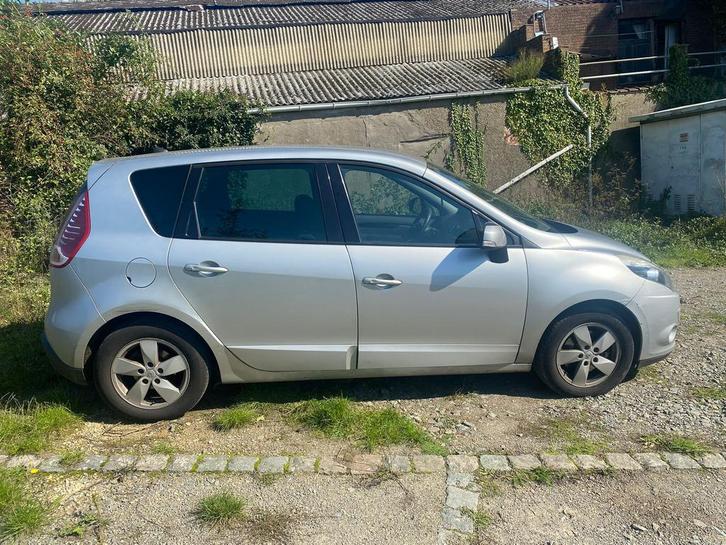 Renault Scenic 15dci 5Pls 110ch Mod 2012 lederen GPS Ja Ctok, Auto's, Renault, Bedrijf, Scénic, ABS, Airbags, Airconditioning