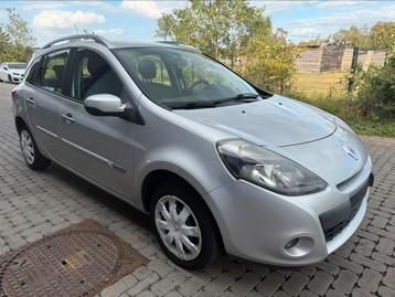 Renault Clio 1.2TCe Break 2010 Airco Gekeurd benzi Onderhoud beschikbaar voor biedingen