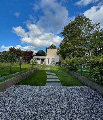 Jardinière Paysagiste beschikbaar voor biedingen