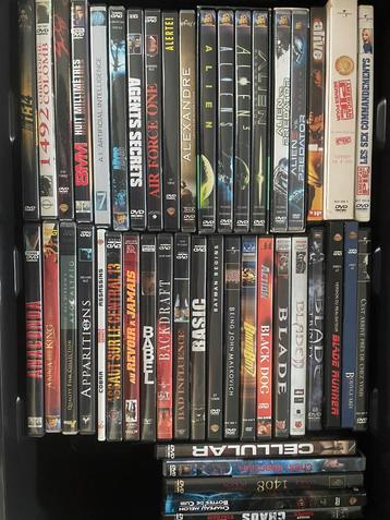 Gros lot d’environ 250 DVD  beschikbaar voor biedingen
