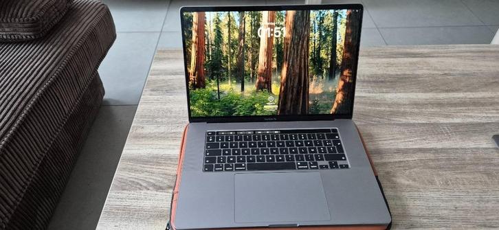 Apple Macbook Pro i9/1TB/16GB Touchbar, Computers en Software, Apple Macbooks, Zo goed als nieuw, MacBook Pro, 1 TB of meer, 16 GB