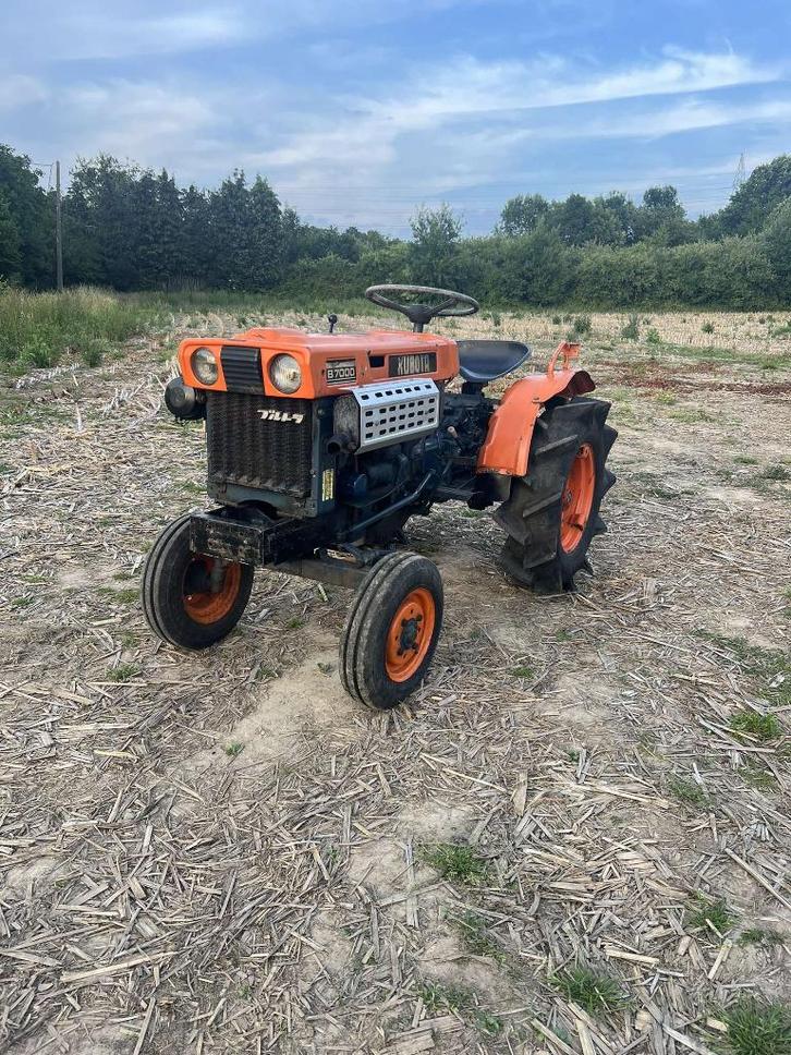 **prachtige handige compacte Kubota b7000 17pk minitractor**, Articles professionnels, Agriculture | Tracteurs, 250 à 500 cm, Autres marques