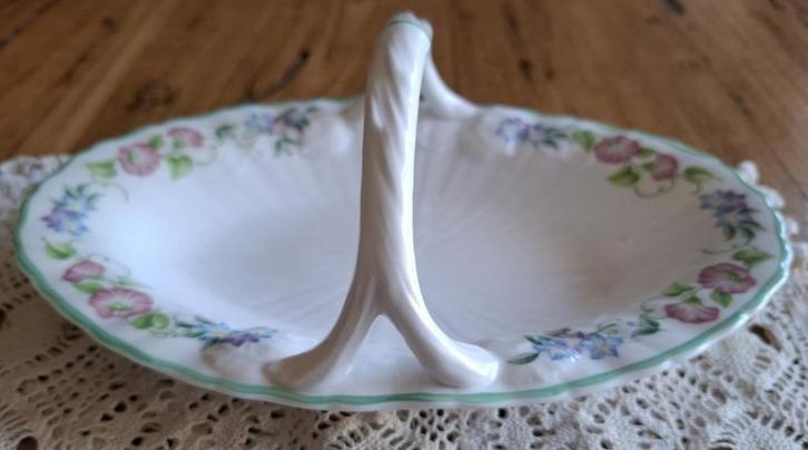Vintage Royal Worchester, English Garden, bonbon schaaltje, Huis en Inrichting, Keuken | Servies, Zo goed als nieuw, Schaal of Schalen