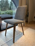 4 stoelen (eetkamerstoelen) stof grijs - eiken poten, Huis en Inrichting, Ophalen, Hout, Zo goed als nieuw, Vier