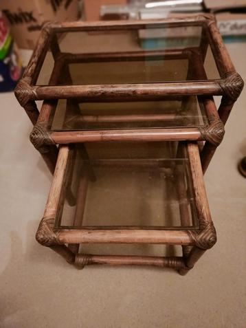 Tables d'appoint, Maison & Meubles, Tables | Tables d'appoint, Enlèvement, Comme neuf, Carré
