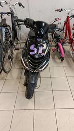Piaggio zip, Fietsen en Brommers, Ophalen, Zo goed als nieuw, Zip