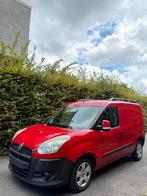 Fiat Doblo 1.6 diesel met 104.000KM van 2014 - GARANTIE, 1600 cc, Bedrijf, Diesel, Electronic Stability Program (ESP)