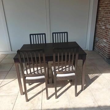 vangsta uitschuifbare tafel beschikbaar voor biedingen