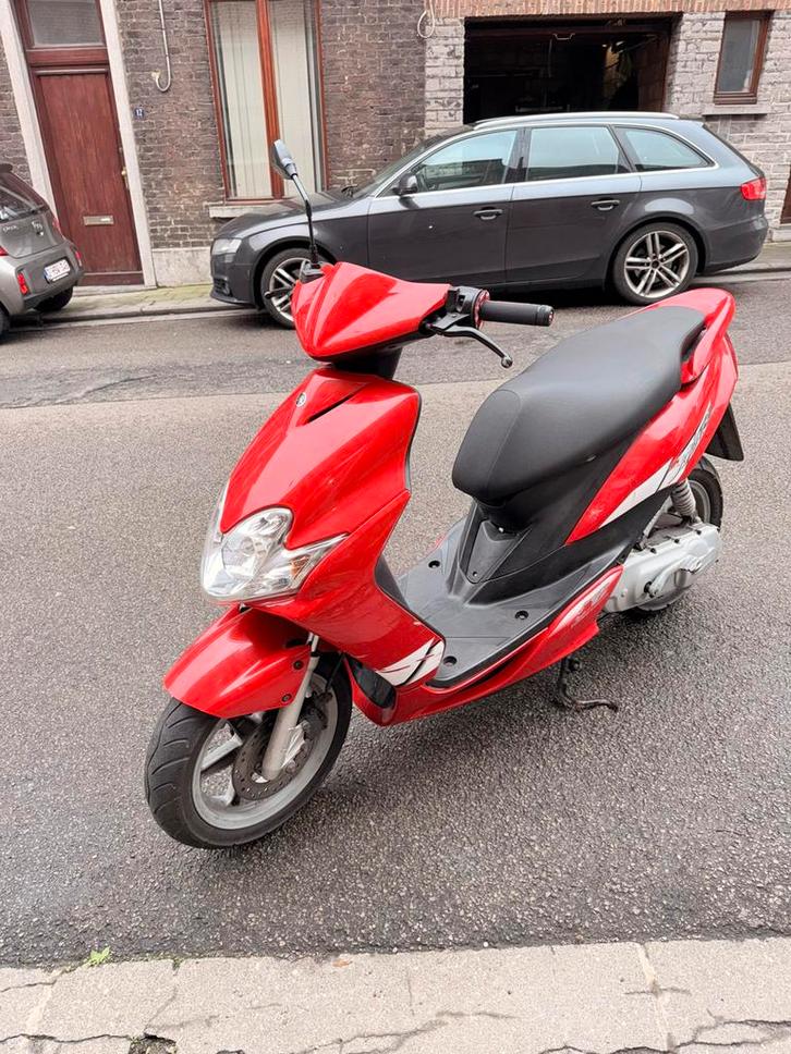 Scooter Yamaha Class B, Fietsen en Brommers, Scooters | Yamaha, Gebruikt, JogR of RR, Klasse B (45 km/u), Benzine, Ophalen of Verzenden