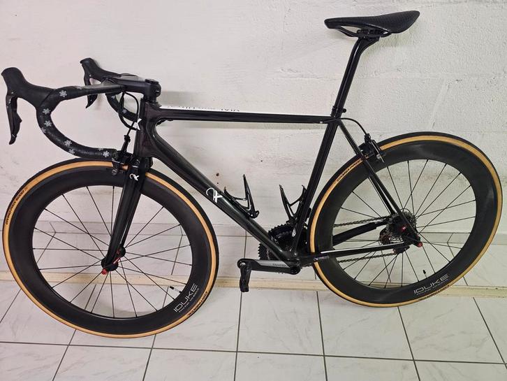 AX-lightness Vial Evo Ultra2 Medium, Fietsen en Brommers, Fietsen | Racefietsen, Zo goed als nieuw, Carbon, Ophalen