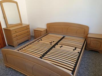 Chambre à coucher - parfait état beschikbaar voor biedingen