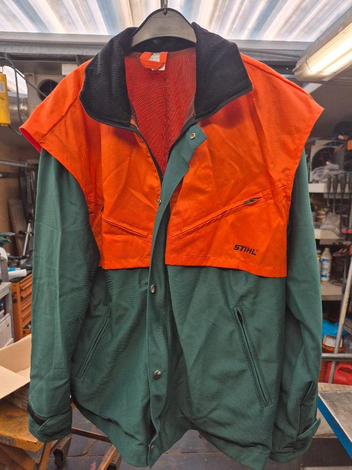 Zaagbroek , Stihl jas en helmset  ( nieuw), Tuin en Terras, Hand-tuingereedschap, Nieuw, Ophalen