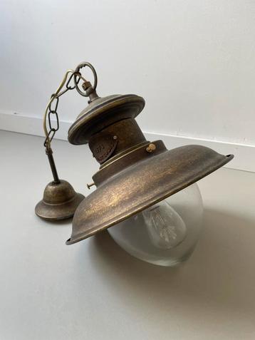 Vintage hanglamp – industriële stijl beschikbaar voor biedingen