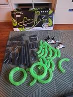 Exost Loop twin tower deluxe racebaan, Enfants & Bébés, Jouets | Circuits, À monter soi-même, Électrique, Comme neuf, Enlèvement