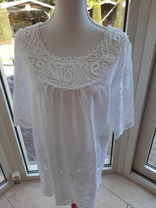Toffe blouse MENGLU - L/XL, Kleding | Dames, Blouses en Tunieken, Zo goed als nieuw, Maat 42/44 (L), Wit, Ophalen of Verzenden