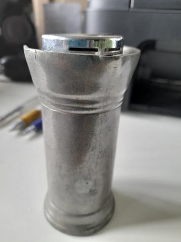Briquet décoratif beschikbaar voor biedingen