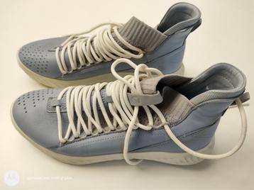 Schoenen ECCO beschikbaar voor biedingen