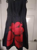 Mooi feestkleedje donkerblauw met roos, Kleding | Dames, Gelegenheidskleding, Verzenden, Zo goed als nieuw