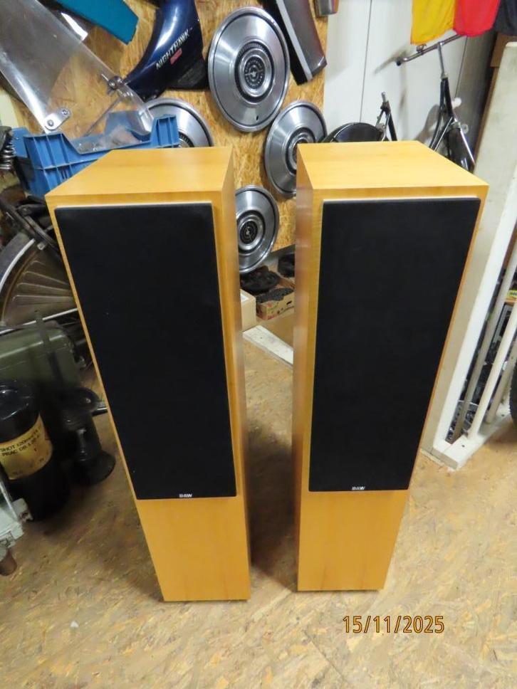 Set B&W boxen box L&R CM4 met defecten, Audio, Tv en Foto, Luidsprekerboxen, Niet werkend, Front, Rear of Stereo speakers, 120 watt of meer