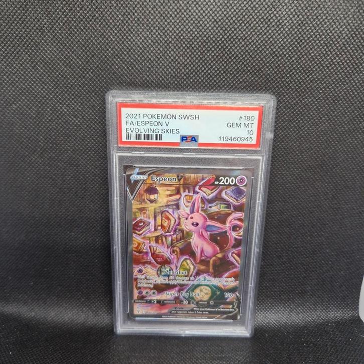 Espeon V Evolving Skies SWSH PSA 10, Hobby en Vrije tijd, Verzamelkaartspellen | Pokémon, Ophalen of Verzenden