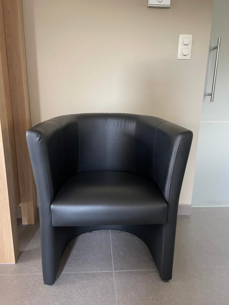 2 bezet zetels zwart, Ophalen, Gebruikt, Minder dan 75 cm, Leer