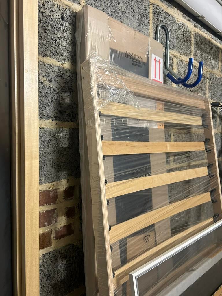 Lit neuf, Neuf, 85 à 100 cm, Sommier à lattes, Enlèvement