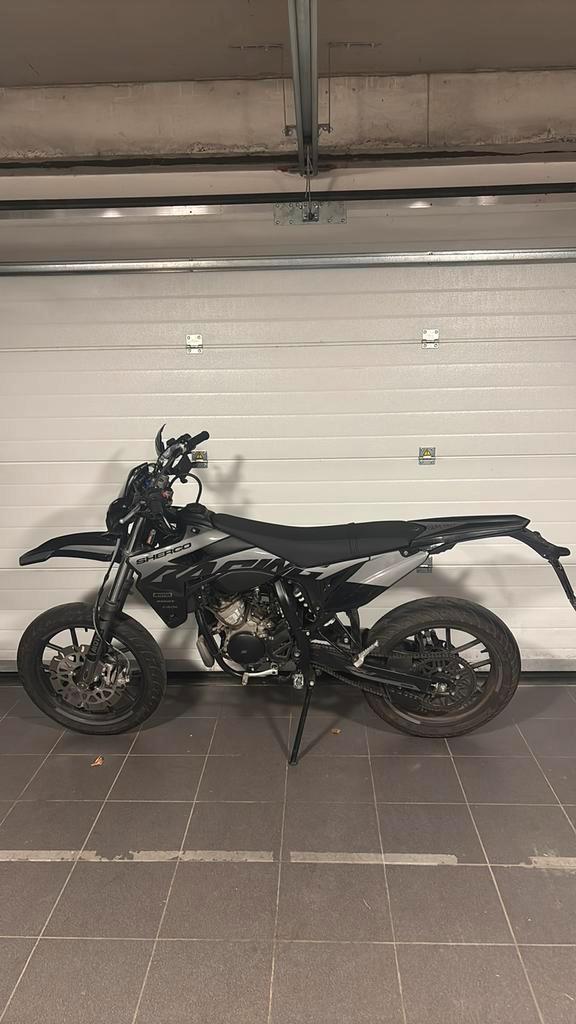 Sherco 50cc, Fietsen en Brommers, Brommers | Crossbrommers, Zo goed als nieuw, Overige merken, Ophalen