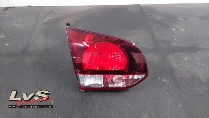 Feu arrière gauche d'un Volkswagen Golf, Volkswagen, -, 3 mois de garantie, Utilisé