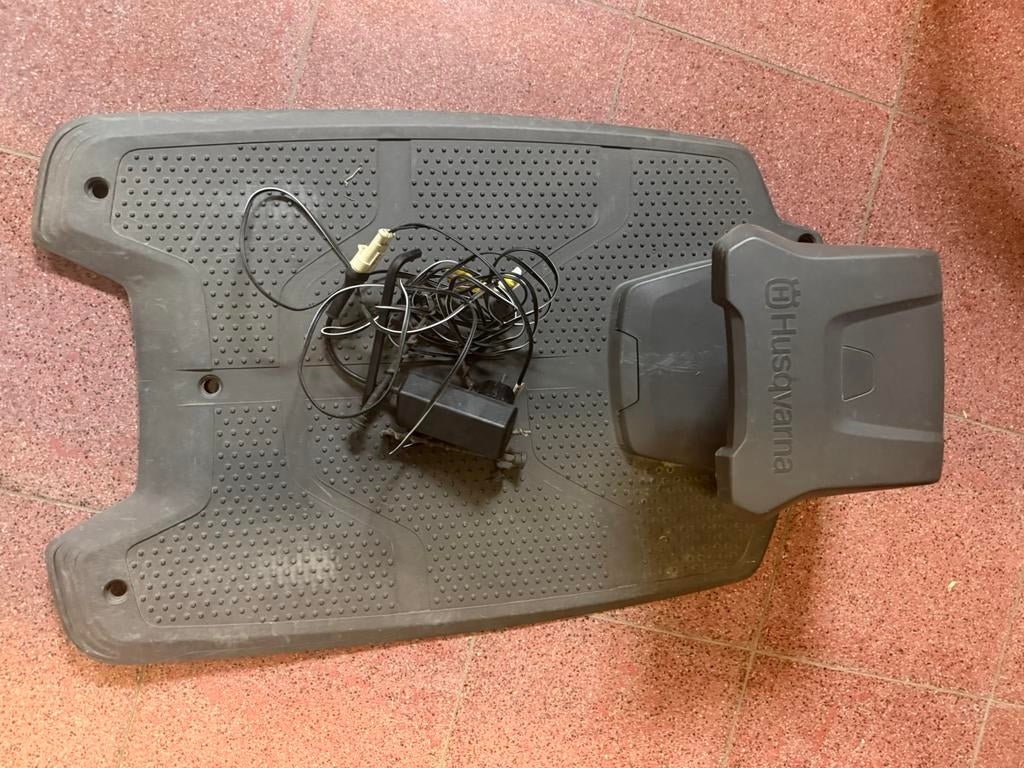 Husqvarna basisstation, Verzamelen, Ophalen