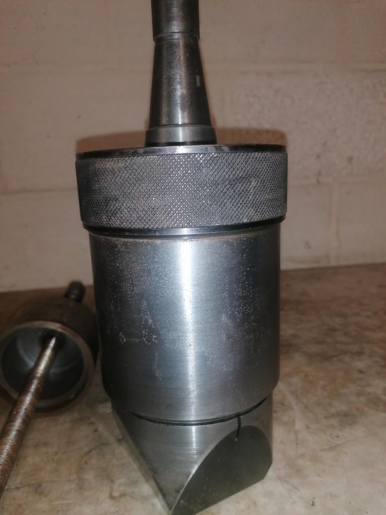 Mortaiseuse pour fraiseuse, Articles professionnels, Machines & Construction | Travail du métal, Enlèvement