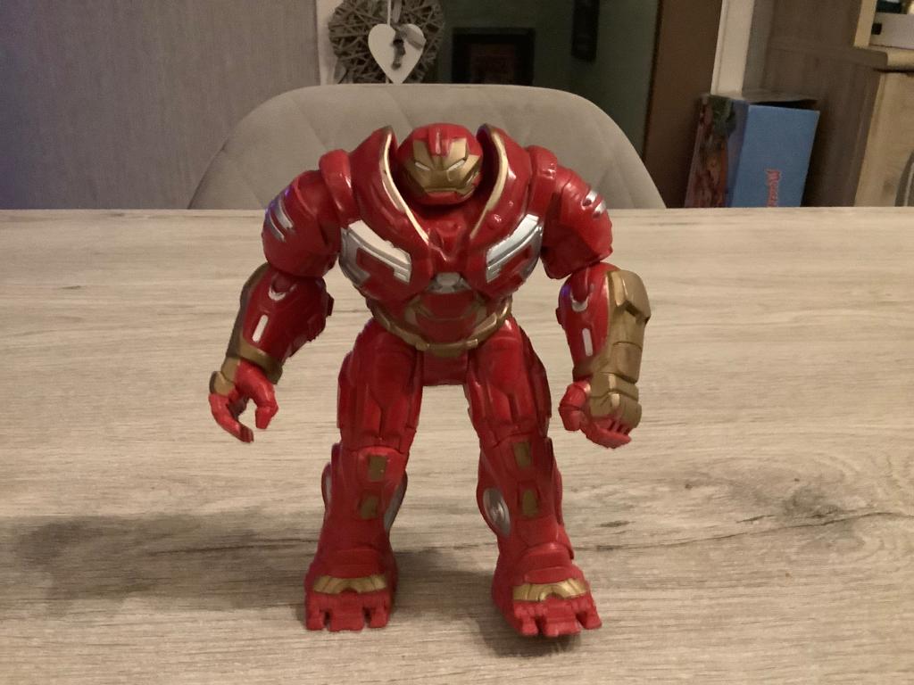 Personnage de guerre Marvel Hulkbuster (17 cm) (2017), Enlèvement ou Envoi, Comme neuf