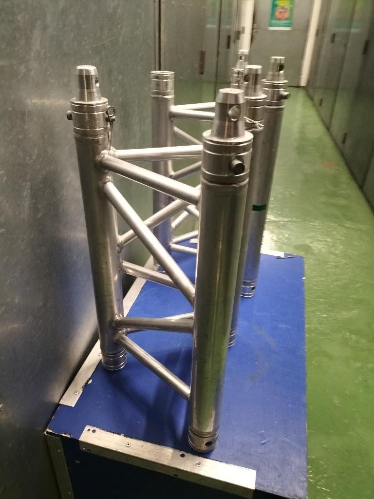 global truss, Ophalen, Zo goed als nieuw, Muziekstandaard