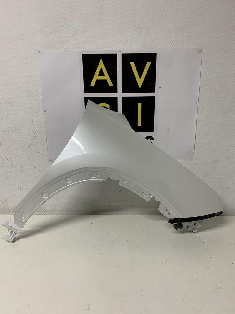 Citroën C4 Aircross voorscherm spatbord bumperstieun rechts, Gebruikt, -, Ophalen of Verzenden, Spatbord