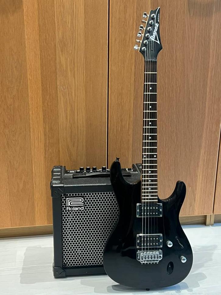 El. gitaar IBANEZ inclusief gitaarkoffer en versterker, Musique & Instruments, Instruments à corde | Guitares | Électriques, Comme neuf